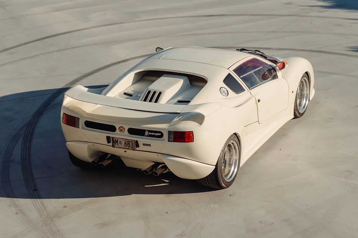 オークションに出品される1990年式MCA「Centenaire（サンテナール）」(c)2026 BROAD ARROW Auctions
