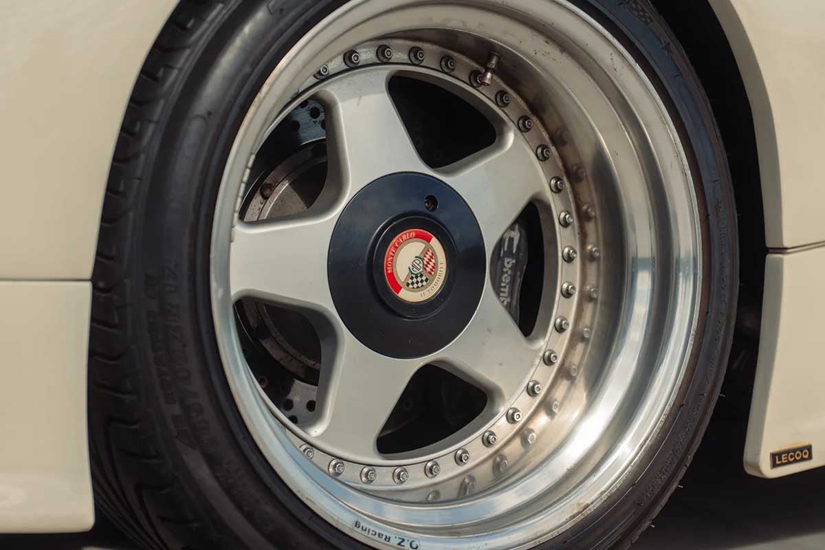 オークションに出品される1990年式MCA「Centenaire（サンテナール）」(c)2026 BROAD ARROW Auctions