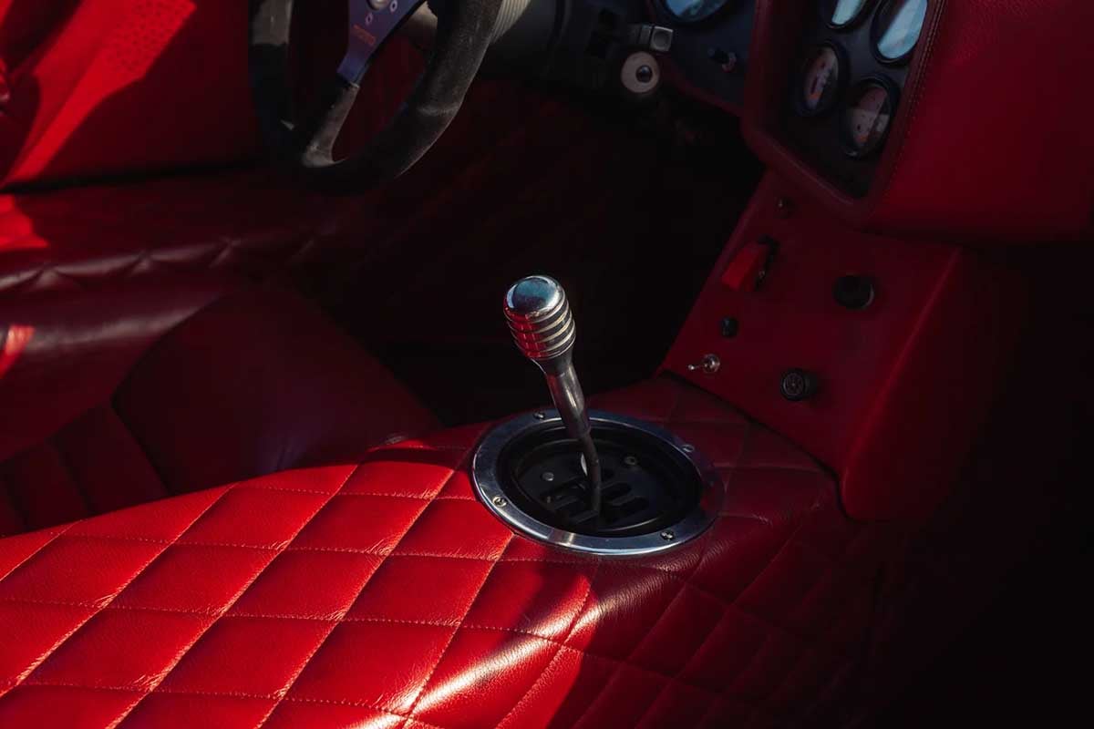 オークションに出品される1990年式MCA「Centenaire（サンテナール）」(c)2026 BROAD ARROW Auctions