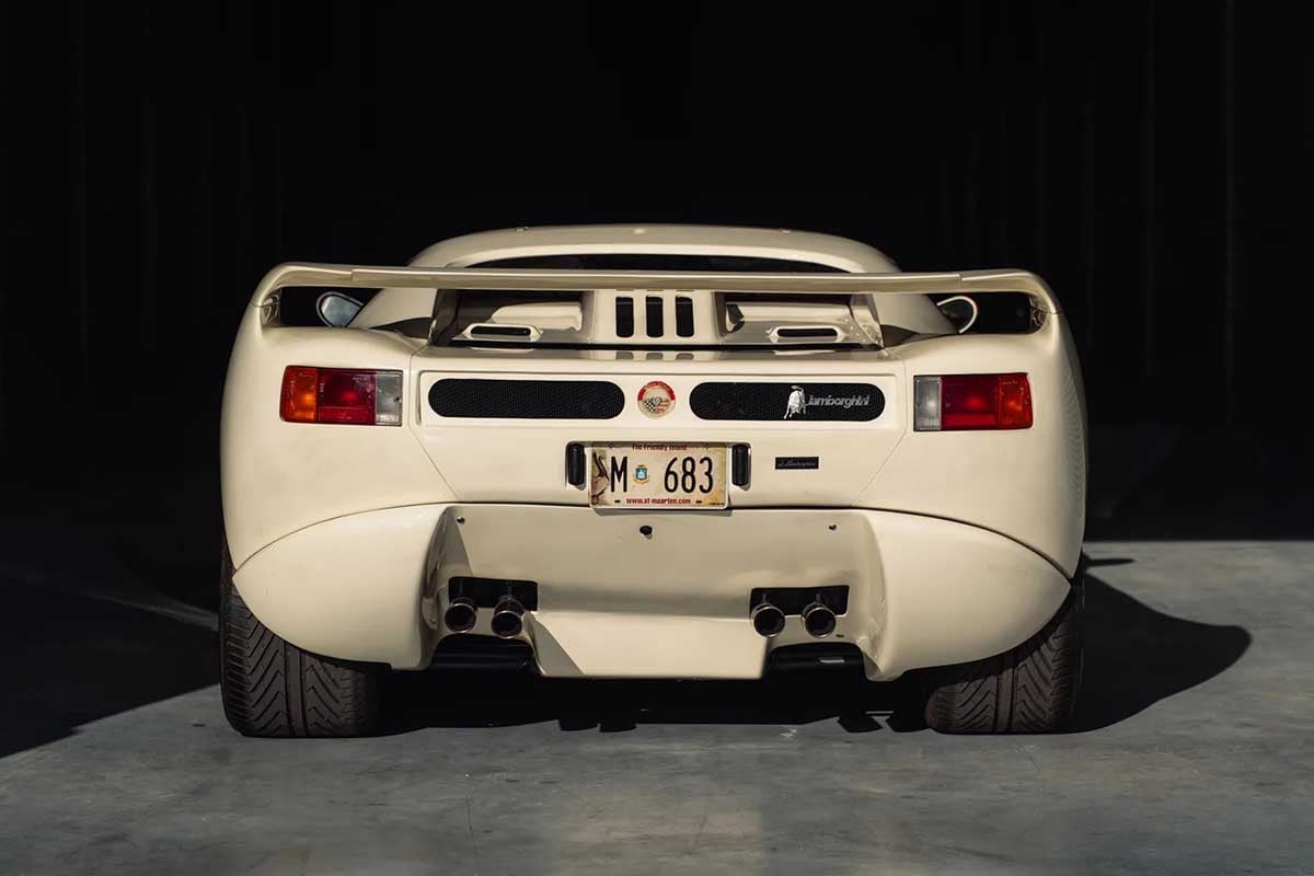 オークションに出品される1990年式MCA「Centenaire（サンテナール）」(c)2026 BROAD ARROW Auctions