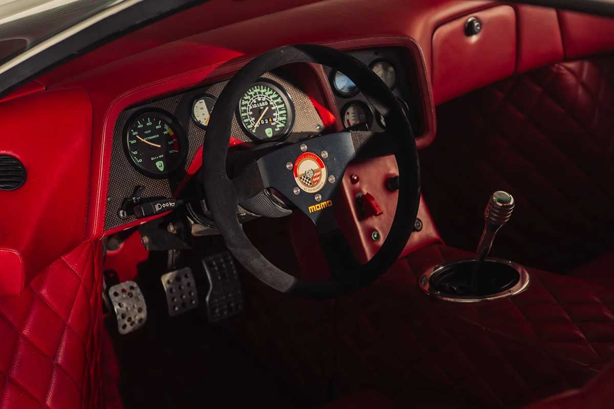 オークションに出品される1990年式MCA「Centenaire（サンテナール）」(c)2026 BROAD ARROW Auctions