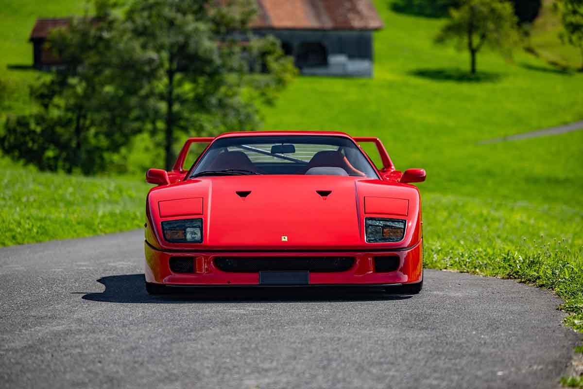 スイスで開催されるオークションに出品される1991年式フェラーリ「F40」Neil Fraser(c)2026 Courtesy of RM Sotheby's