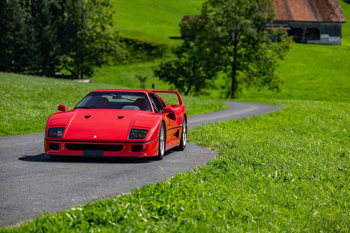 スイスで開催されるオークションに出品される1991年式フェラーリ「F40」Neil Fraser(c)2026 Courtesy of RM Sotheby's