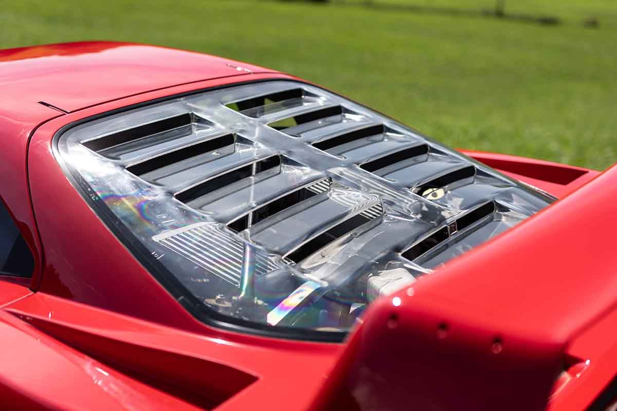 スイスで開催されるオークションに出品される1991年式フェラーリ「F40」Neil Fraser(c)2026 Courtesy of RM Sotheby's