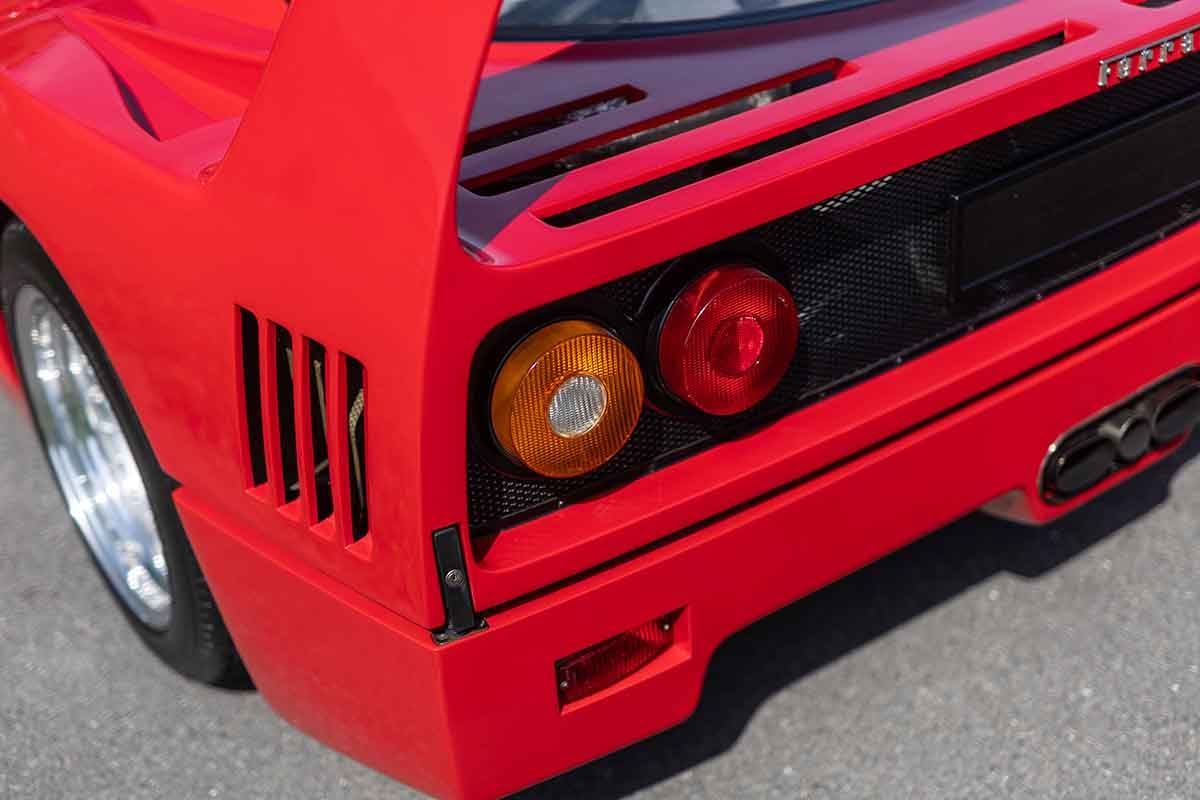 スイスで開催されるオークションに出品される1991年式フェラーリ「F40」Neil Fraser(c)2026 Courtesy of RM Sotheby's