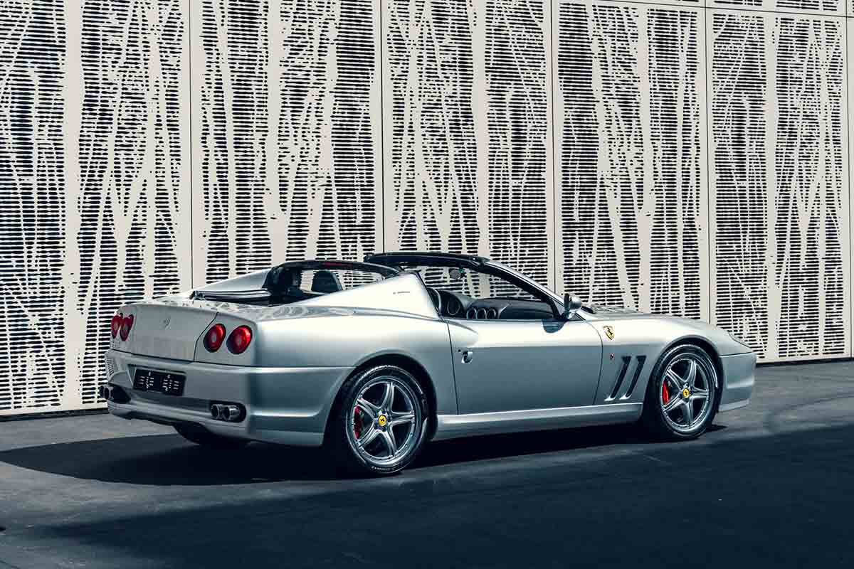 オークションに出品される2005年式フェラーリ「スーパーアメリカ」Simon Gosselin(c)2026 Courtesy of RM Sotheby's