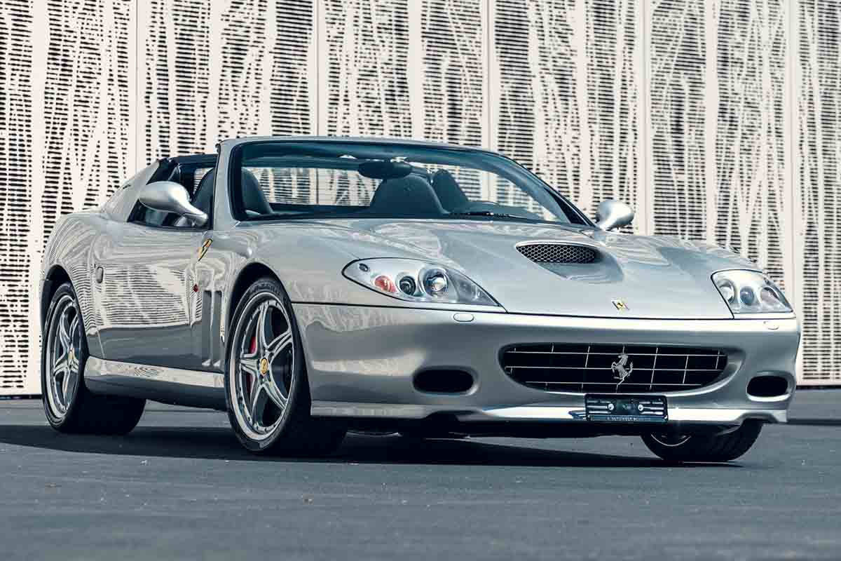 オークションに出品される2005年式フェラーリ「スーパーアメリカ」Simon Gosselin(c)2026 Courtesy of RM Sotheby's