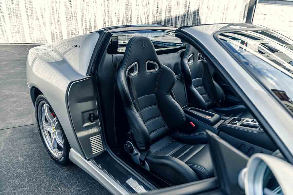 オークションに出品される2005年式フェラーリ「スーパーアメリカ」Simon Gosselin(c)2026 Courtesy of RM Sotheby's