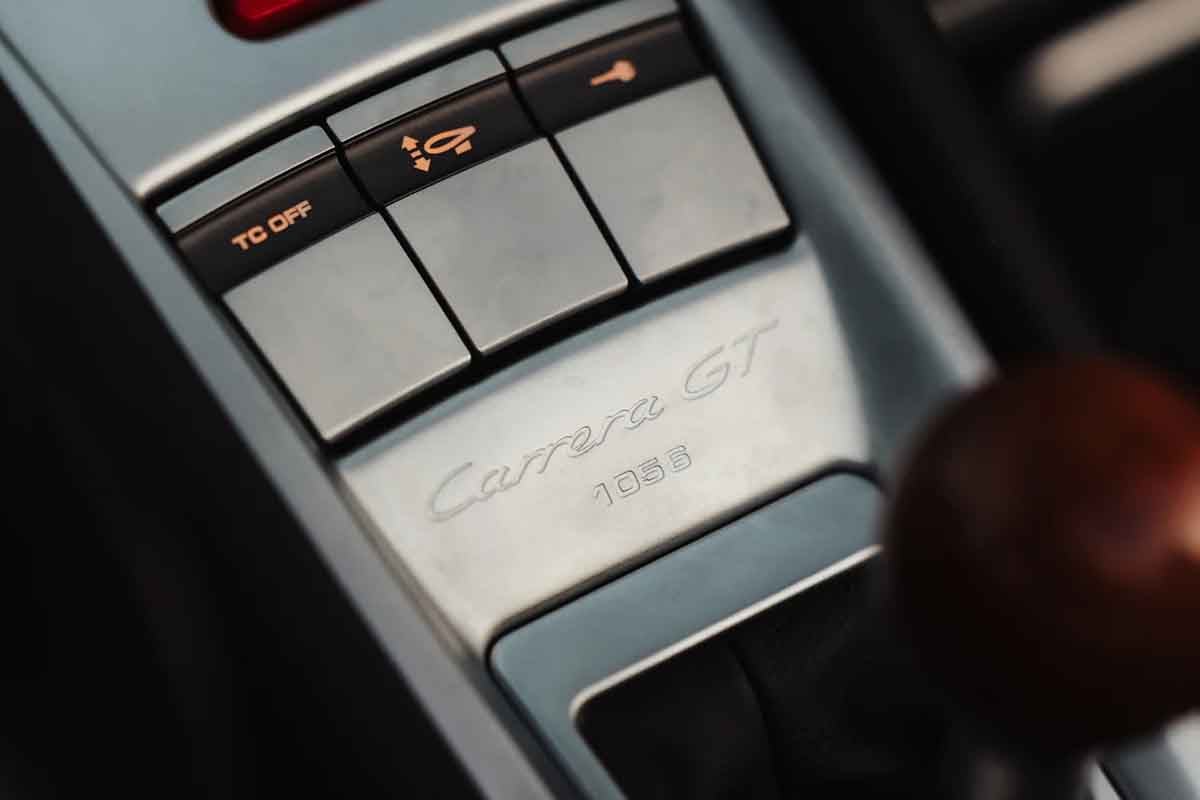 2026年10月に開催されるオークションに出品予定の2005年式ポルシェ「カレラGT」(c)2026 BROAD ARROW Auctions