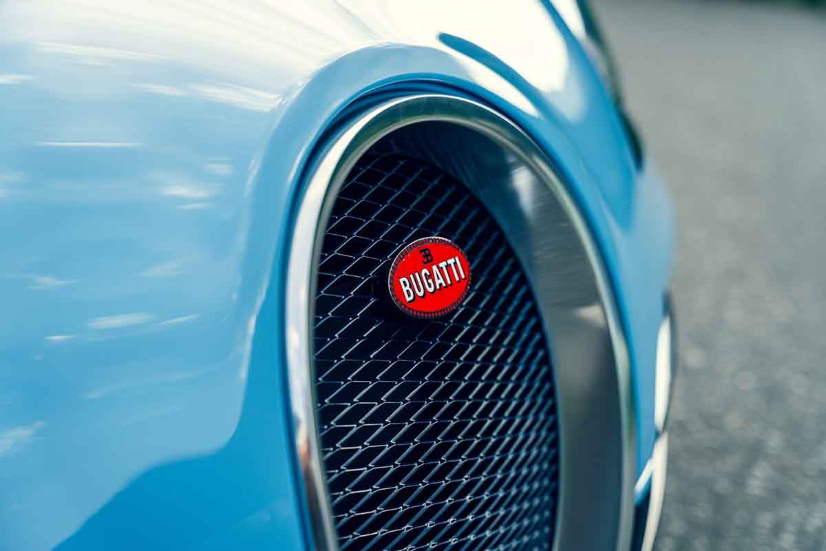 オークションに出品され高値で落札された2014年式ブガッティ「ヴェイロン16.4 グランスポーツ ヴィテッセ “ジャン＝ピエール・ウィミーユ”」Simon Gosselin(c)2026 Courtesy of RM Sotheby's