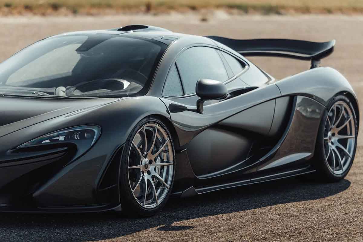 2026年10月に開催されるオークションに出品予定の2015年式マクラーレン「P1」(c)2026 BROAD ARROW Auctions