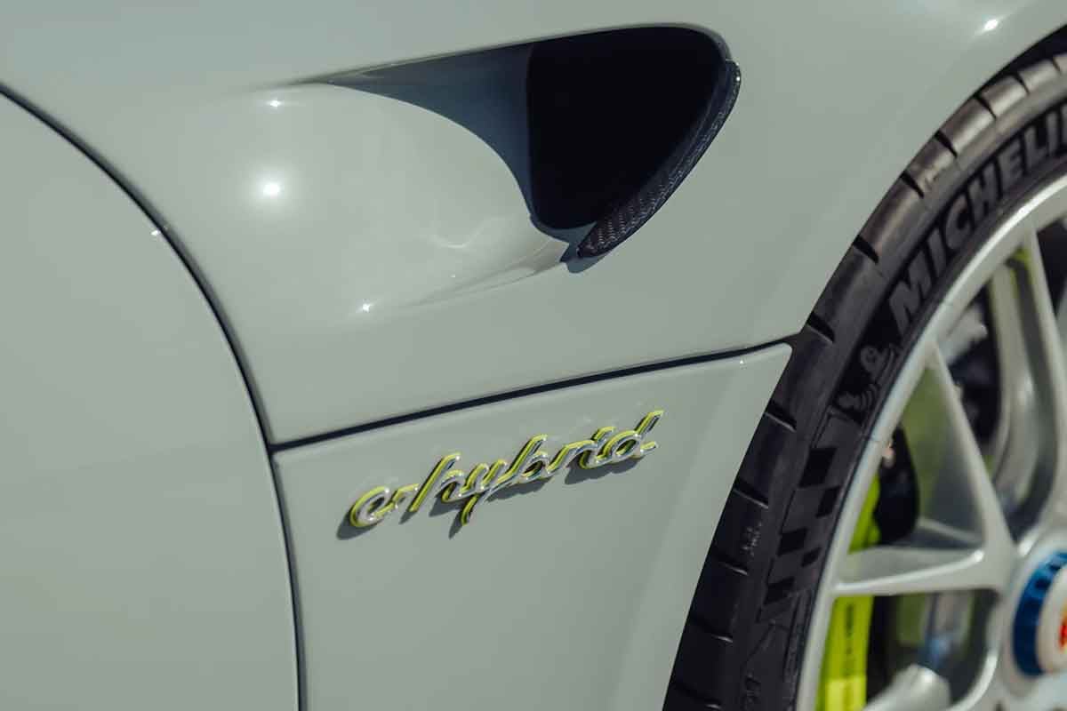 オークションに出品予定の2015年式ポルシェ「918スパイダー ヴァイザッハ仕様」(c)2026 BROAD ARROW Auctions