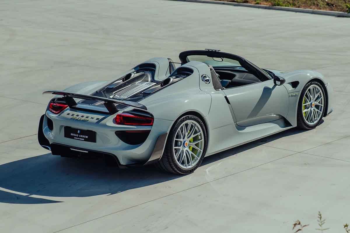 オークションに出品予定の2015年式ポルシェ「918スパイダー ヴァイザッハ仕様」(c)2026 BROAD ARROW Auctions