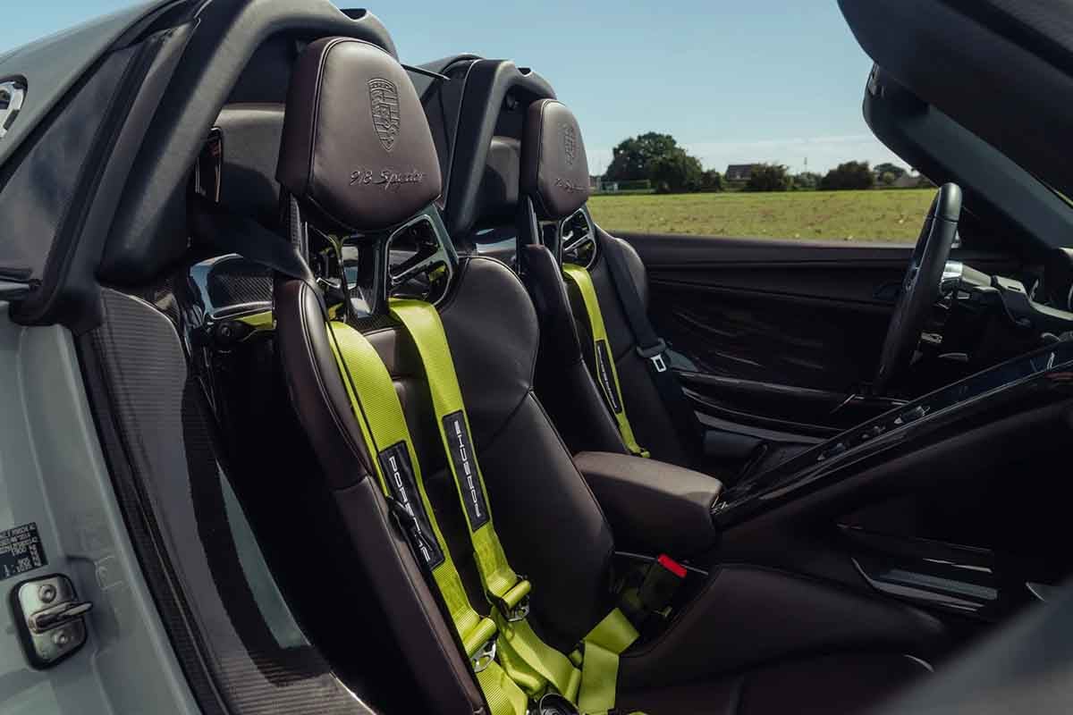 オークションに出品予定の2015年式ポルシェ「918スパイダー ヴァイザッハ仕様」(c)2026 BROAD ARROW Auctions