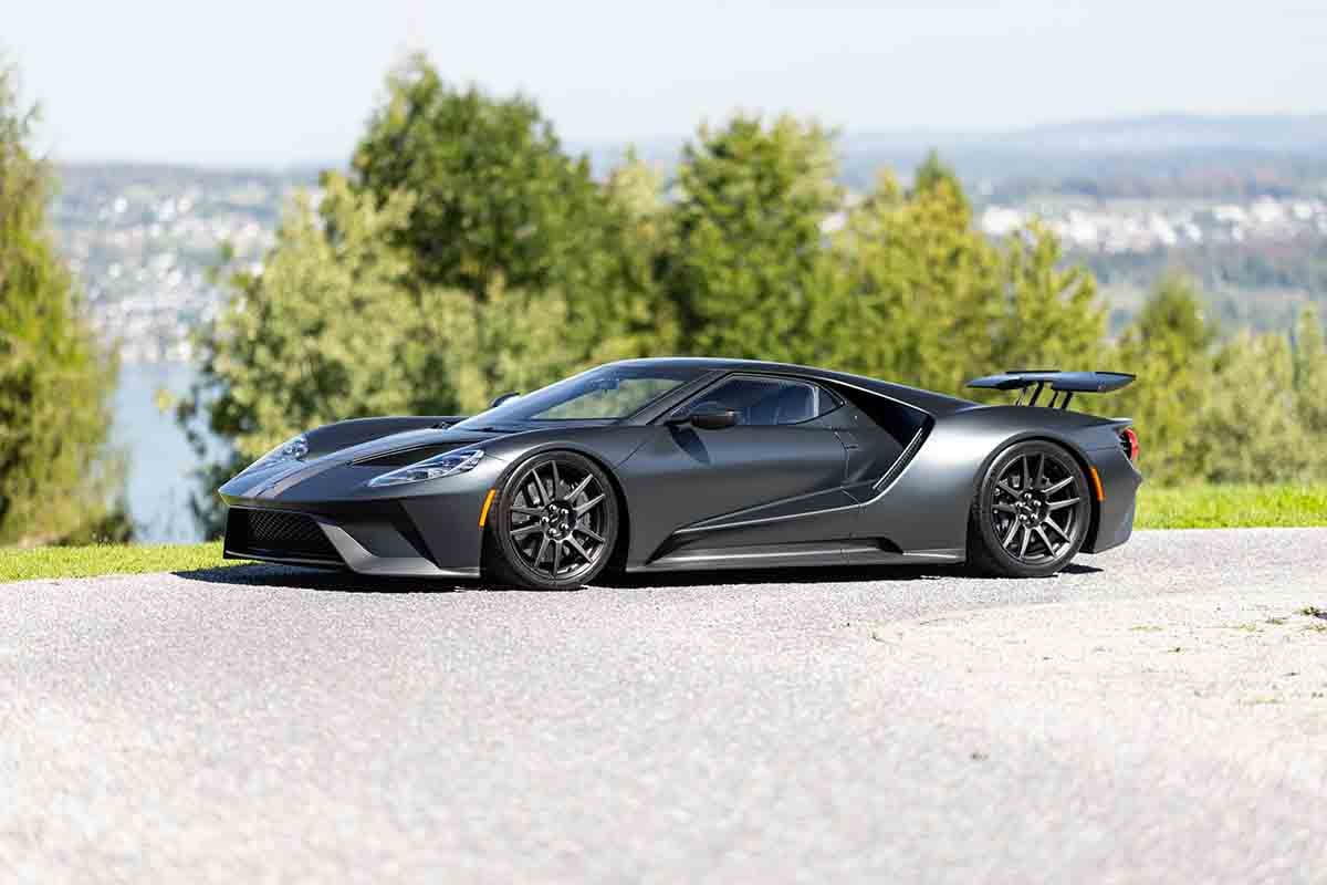 オークションに出品される2021年式「フォードGTカーボン・シリーズ」Neil Fraser(c)2026 Courtesy of RM Sotheby's