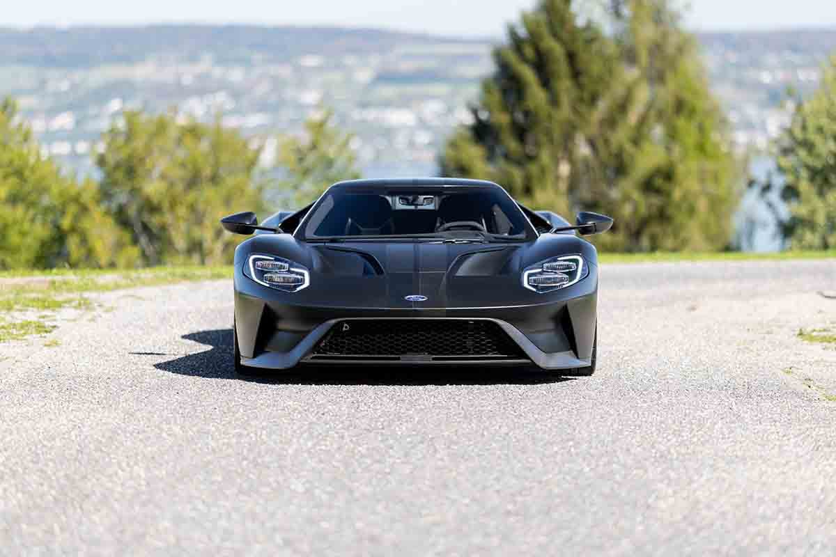 オークションに出品される2021年式「フォードGTカーボン・シリーズ」Neil Fraser(c)2026 Courtesy of RM Sotheby's