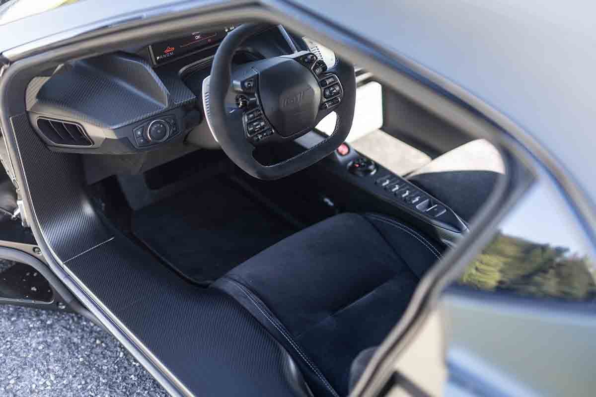 オークションに出品される2021年式「フォードGTカーボン・シリーズ」Neil Fraser(c)2026 Courtesy of RM Sotheby's