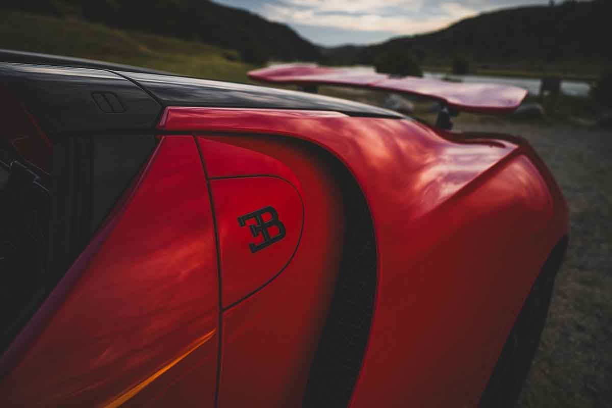 オークションで高額落札された2025年式ブガッティ「ミストラル」Darin Schnabel(c)2026 Courtesy of RM Sotheby's