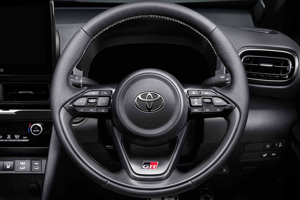 トヨタ改良新型「ヤリスクロスGR SPORT」