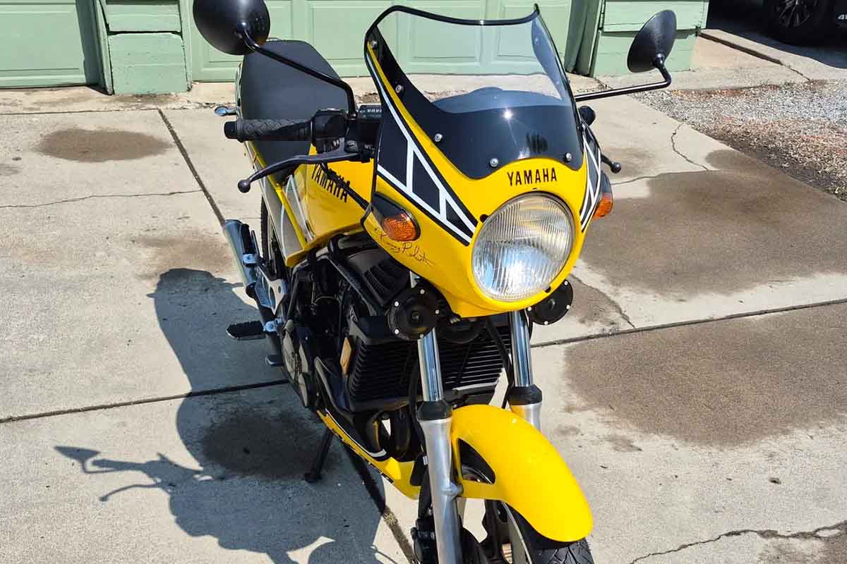 米国オンラインオークションに登場、落札された1984年式ヤマハ「RZ350ケニー・ロバーツ仕様」