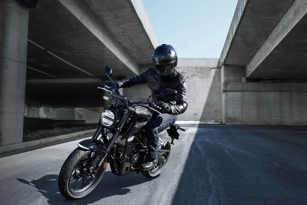 ホンダ「CB125R」