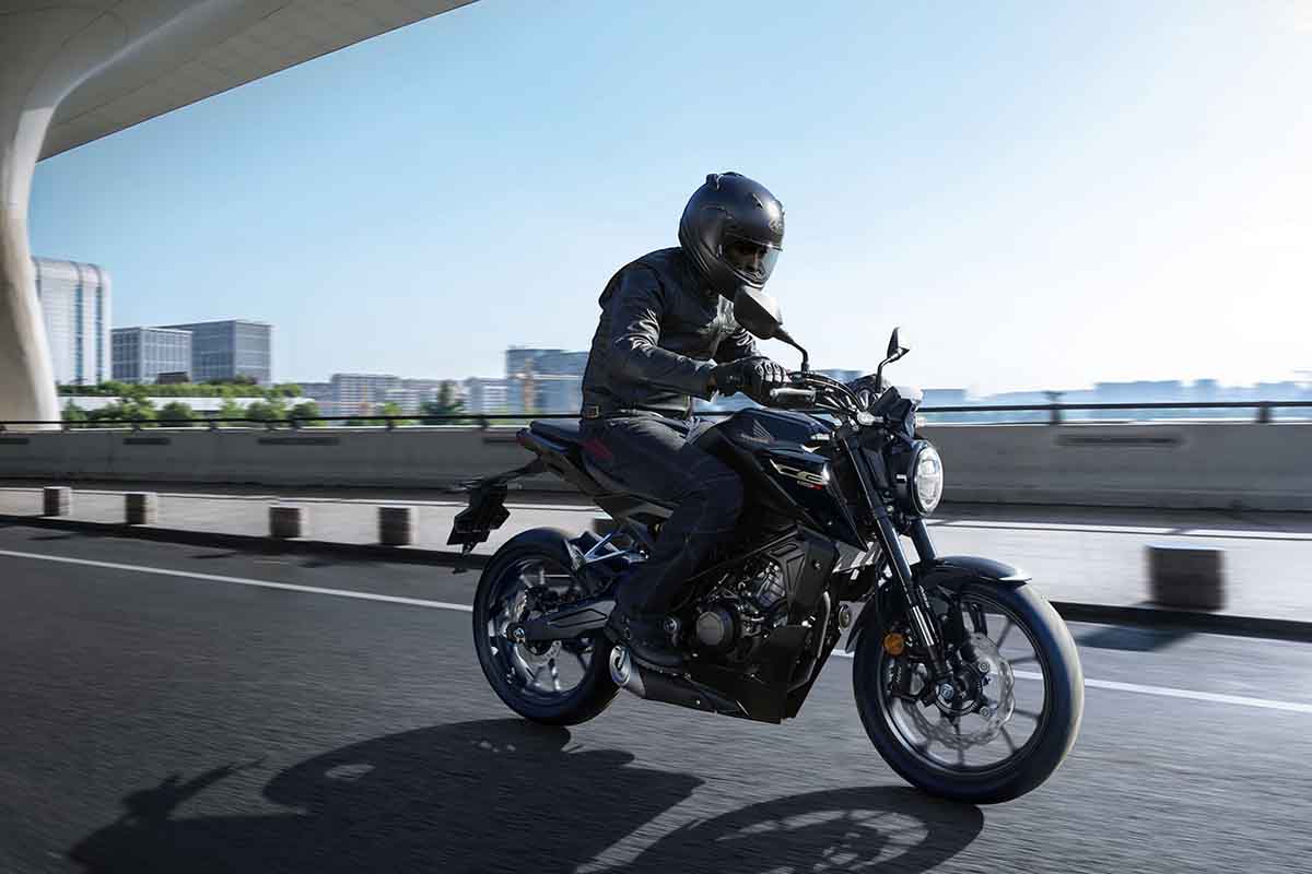 ホンダ「CB125R」