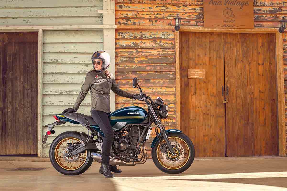 カワサキ「Z650RS」2027年モデル