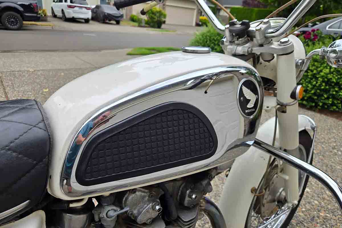 米国オンラインオークションに登場、落札された1970年式ホンダ「CB450 ポリススペシャル」