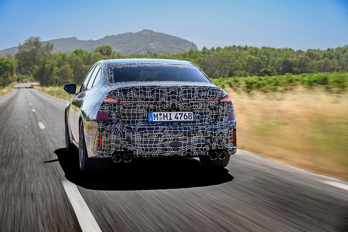 BMW次期型「3シリーズ M350 xDrive」