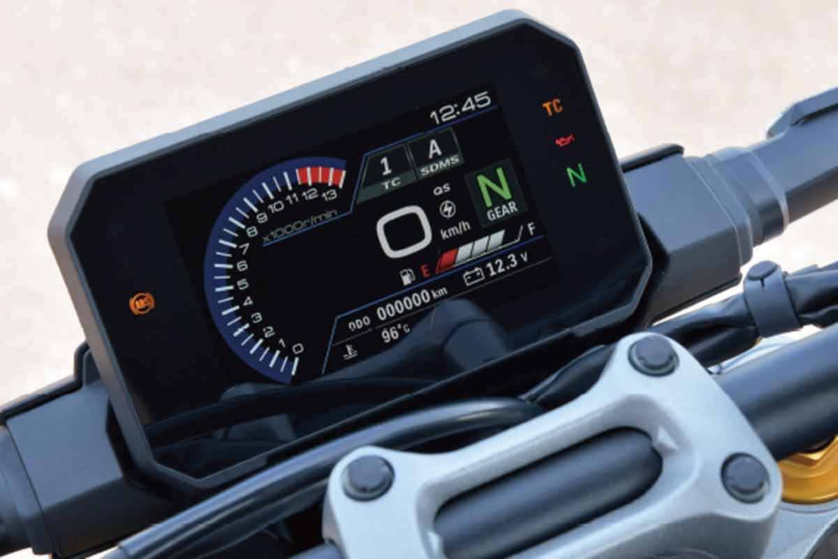 スズキ「GSX-S1000」