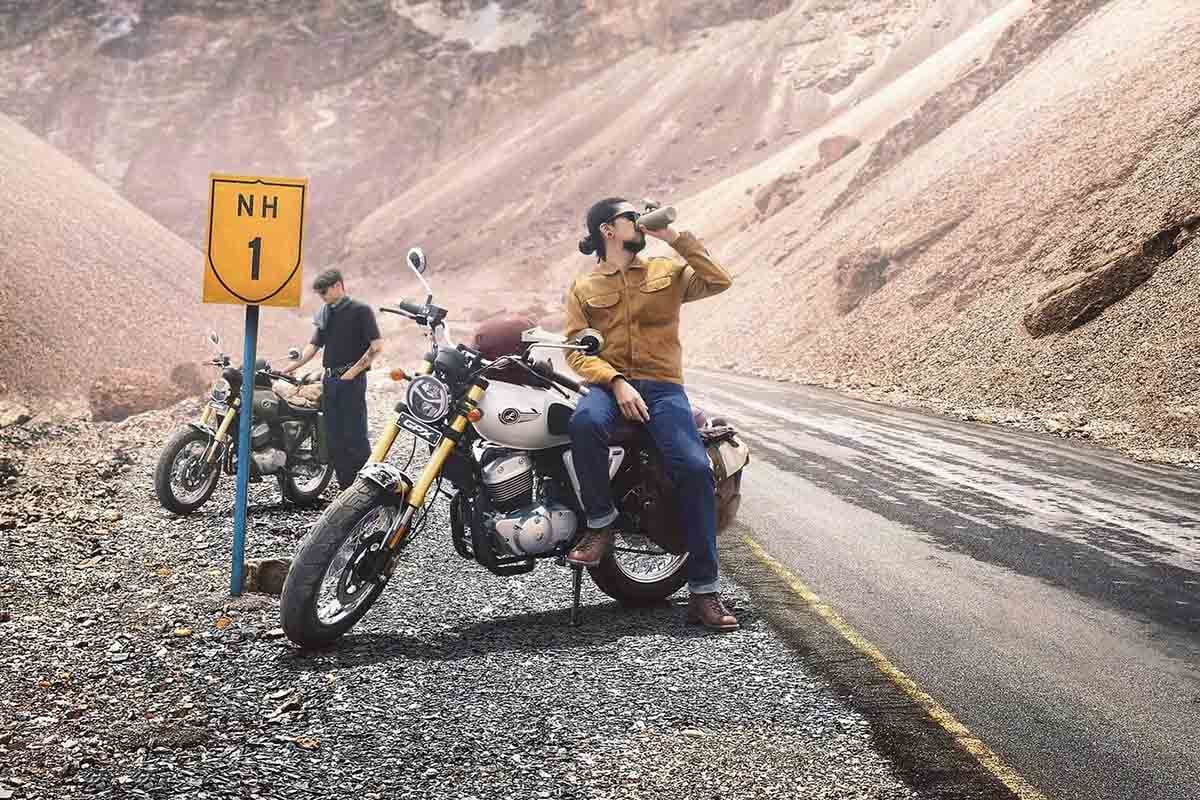 GPX「レジェンド 250 ツイン」