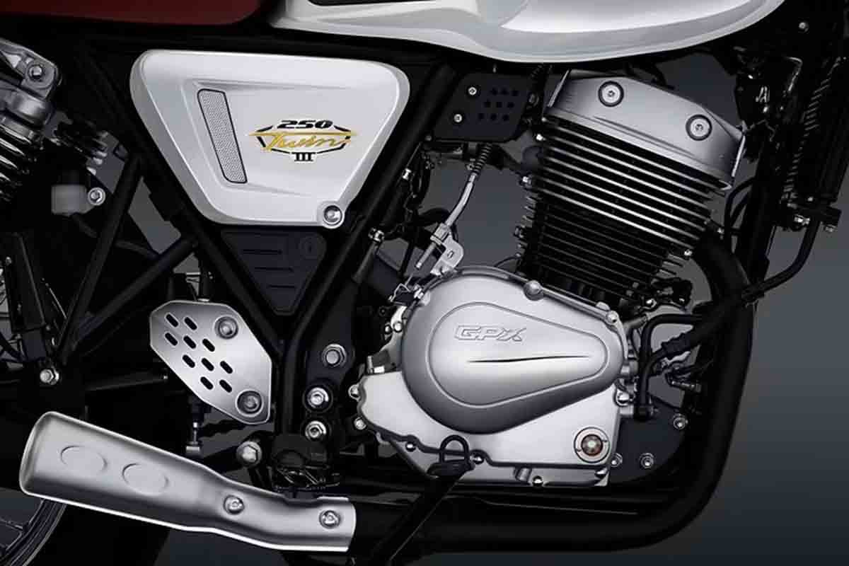 GPX「レジェンド 250 ツイン」