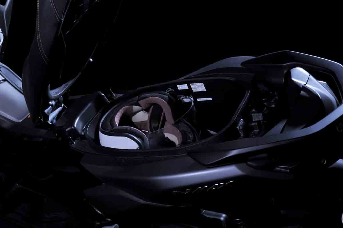 ヤマハ「NMAX155」