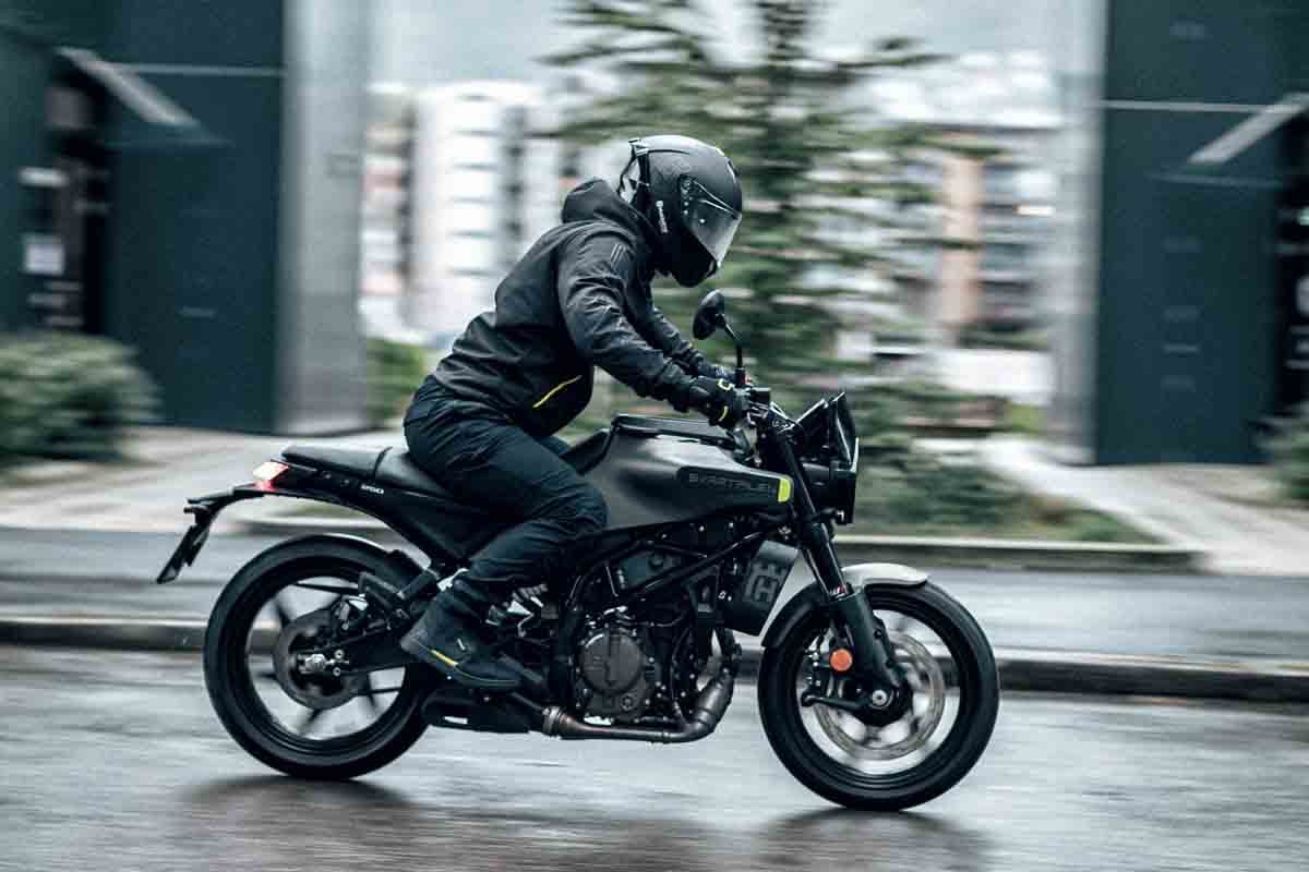 ハスクバーナ「ヴィットピレン 250」