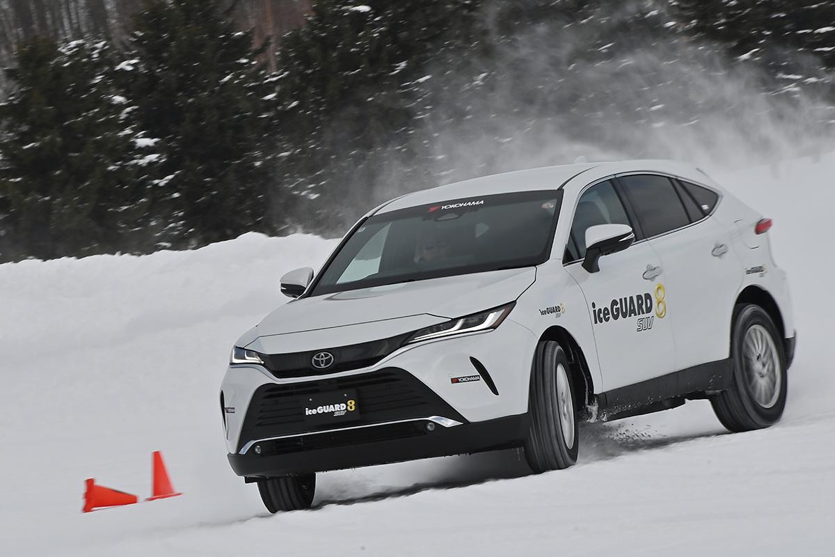 ヨコハマの新SUV用スタッドレスタイヤ「アイスガード8 SUV」の試走会の様子