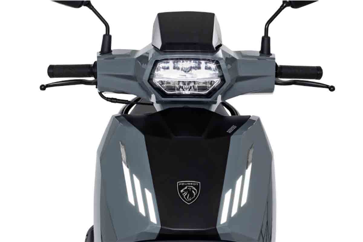 プジョー「ツイート 125」