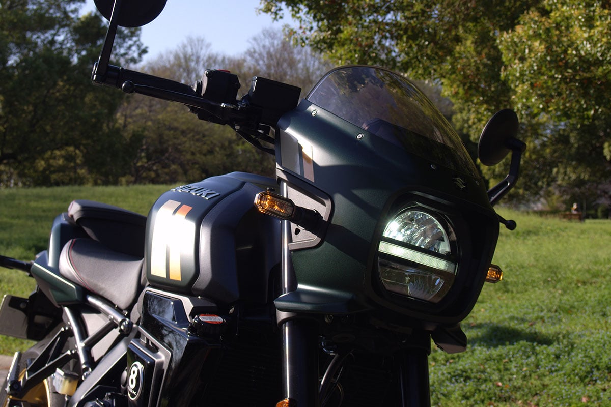 スズキ「GSX-8TT」