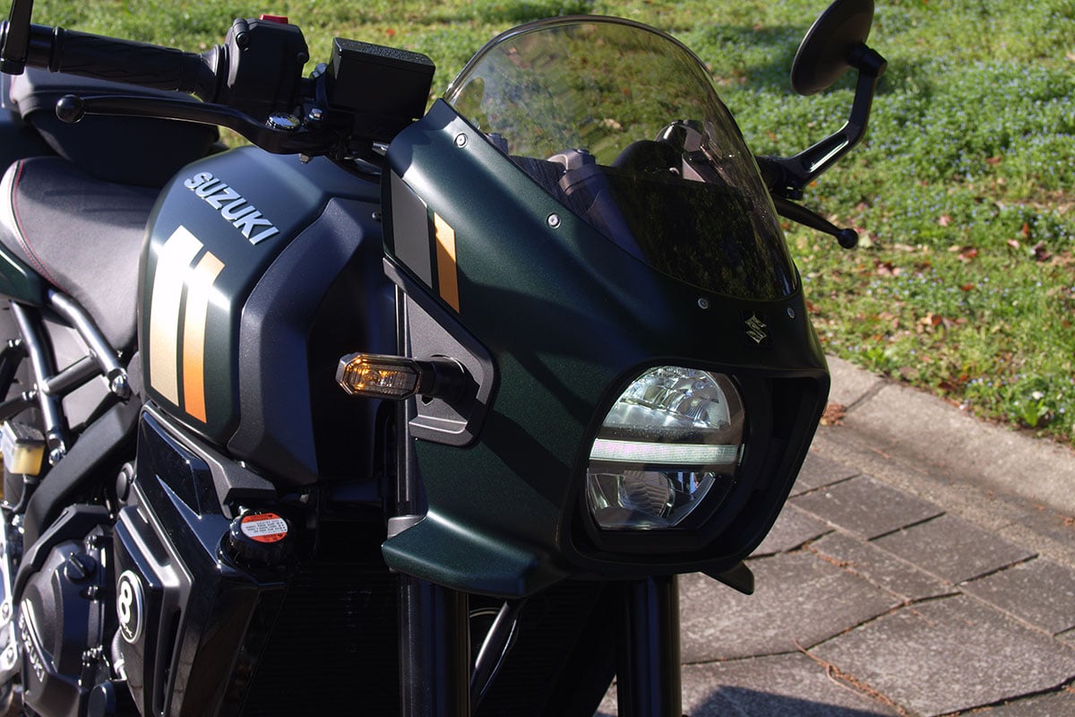 スズキ「GSX-8TT」