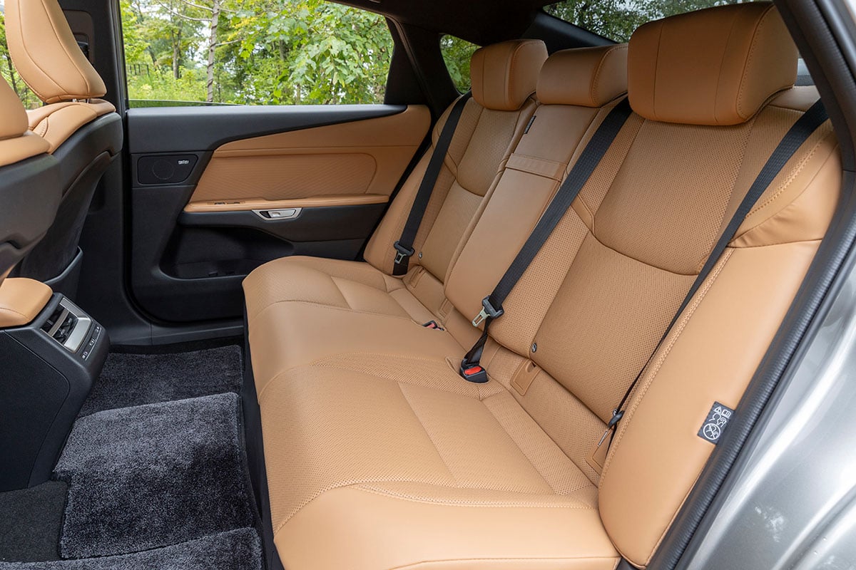 レクサス新型「ES350h AWD」