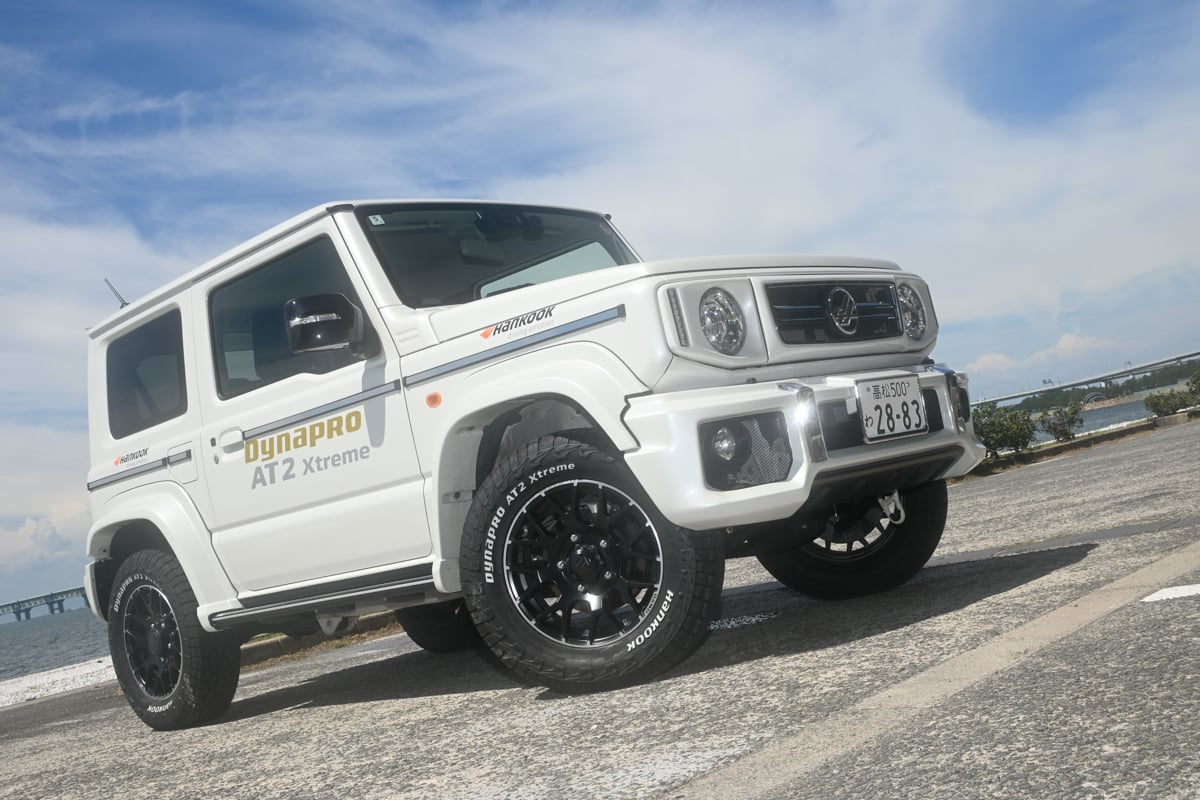 215サイズを履いたスズキ・ジムニー シエラ