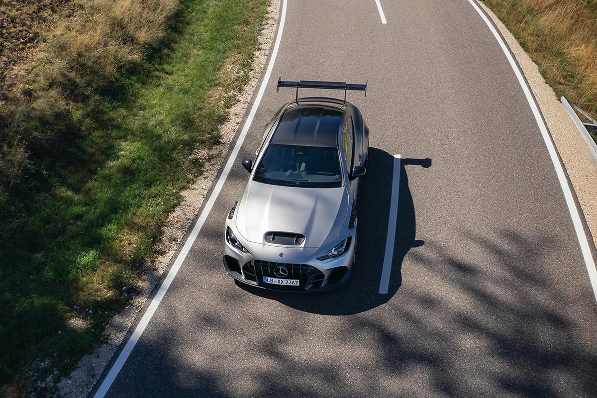 欧州で発表されたメルセデスAMG新型「CLE646 スペシャルエディション」