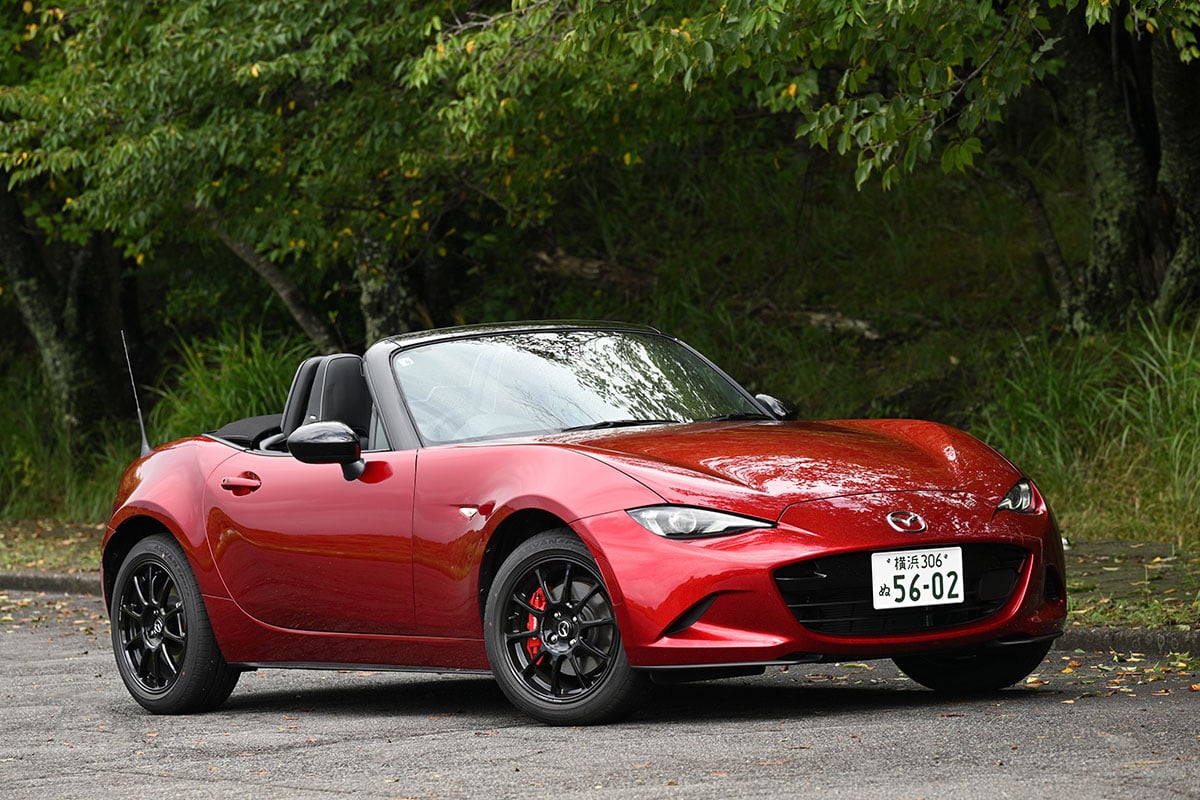 マツダ新型「ロードスター RS」