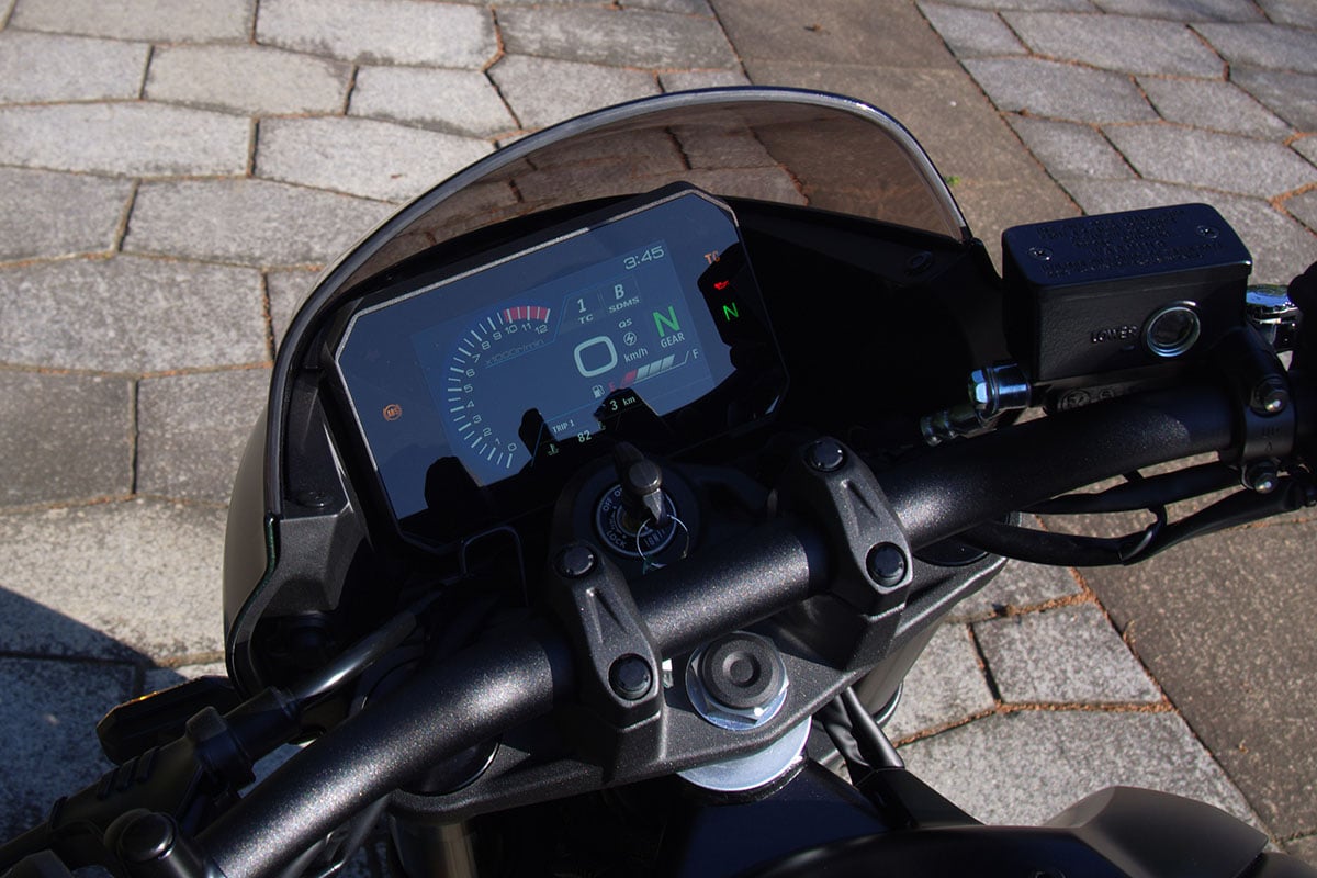 スズキ「GSX-8TT」
