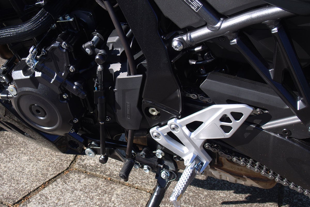 スズキ「GSX-8TT」
