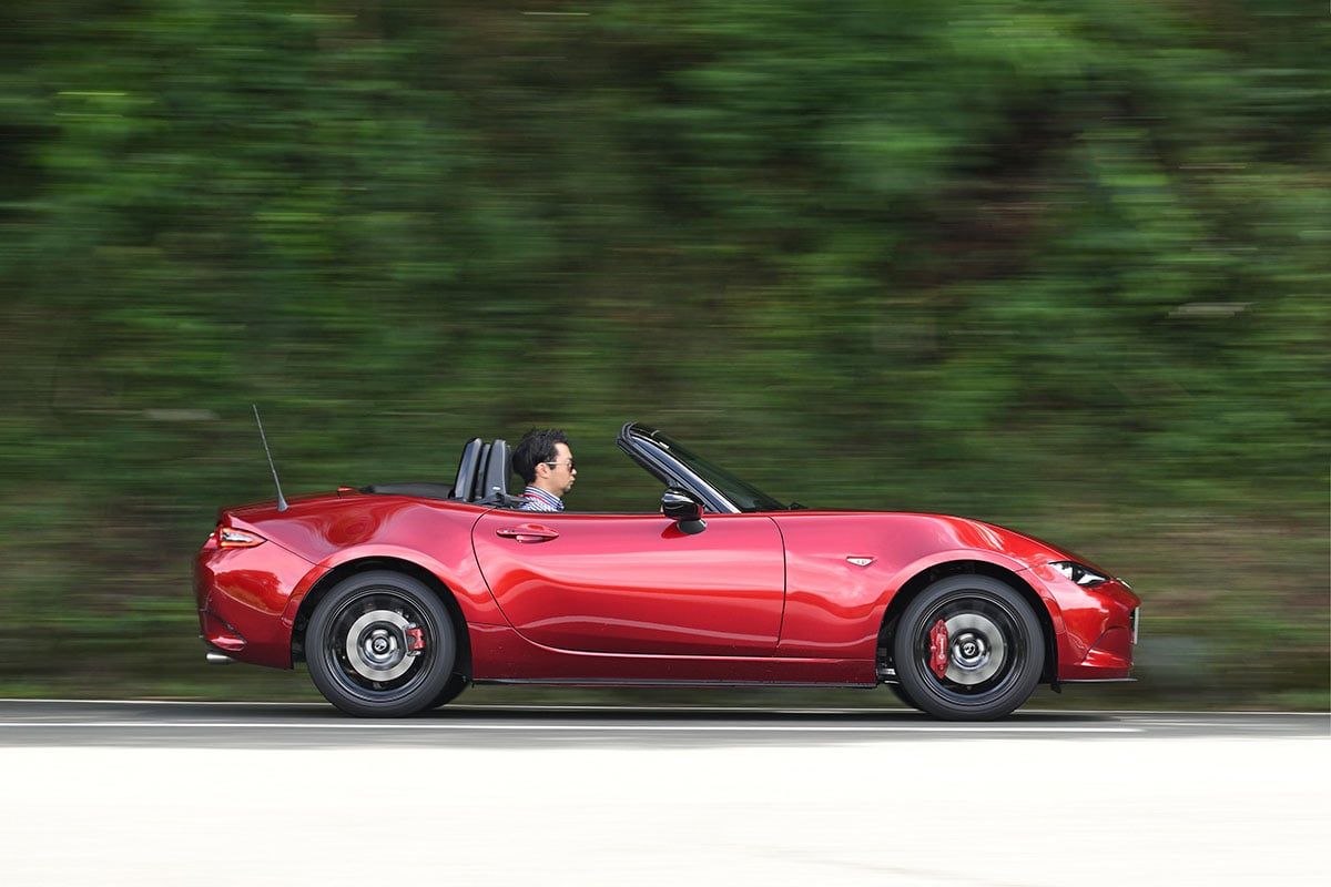 マツダ新型「ロードスター RS」