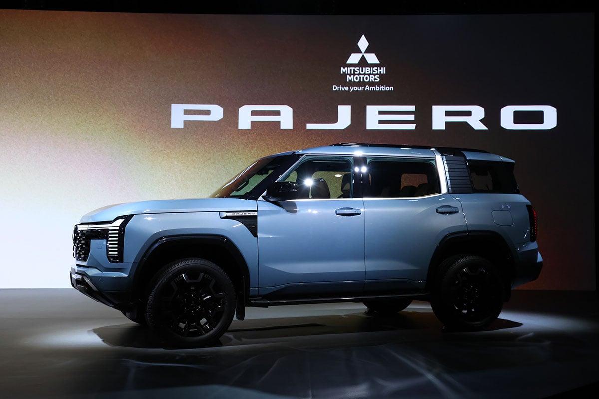 三菱新型「パジェロ」