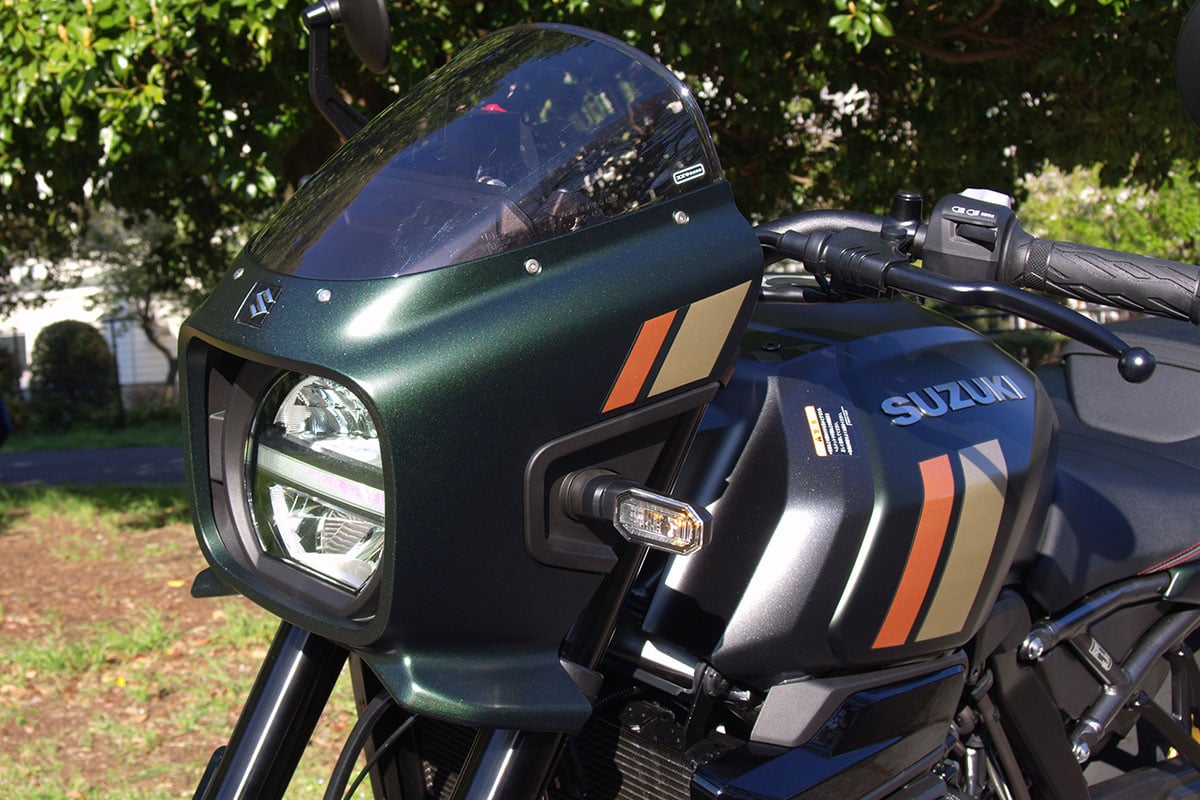 スズキ「GSX-8TT」