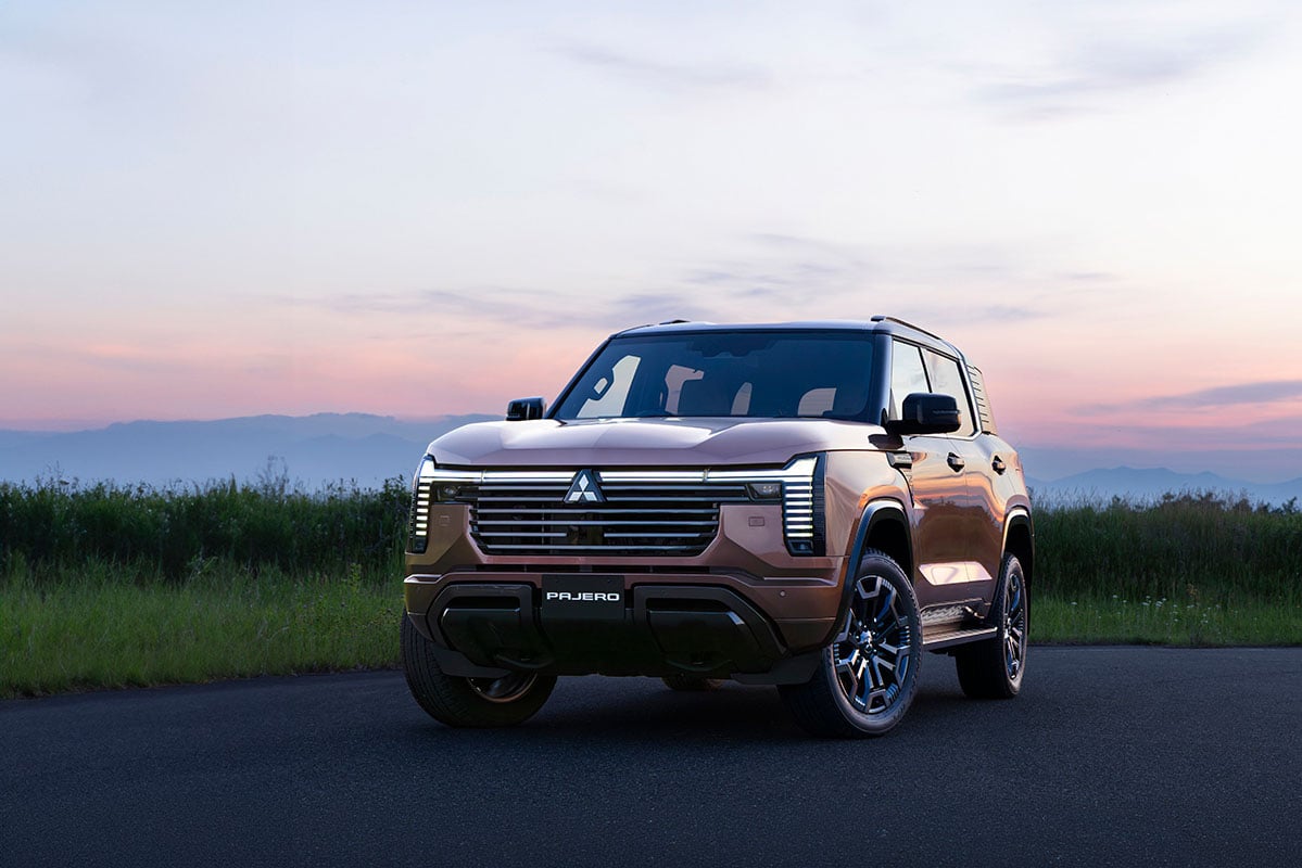 三菱新型「パジェロ」