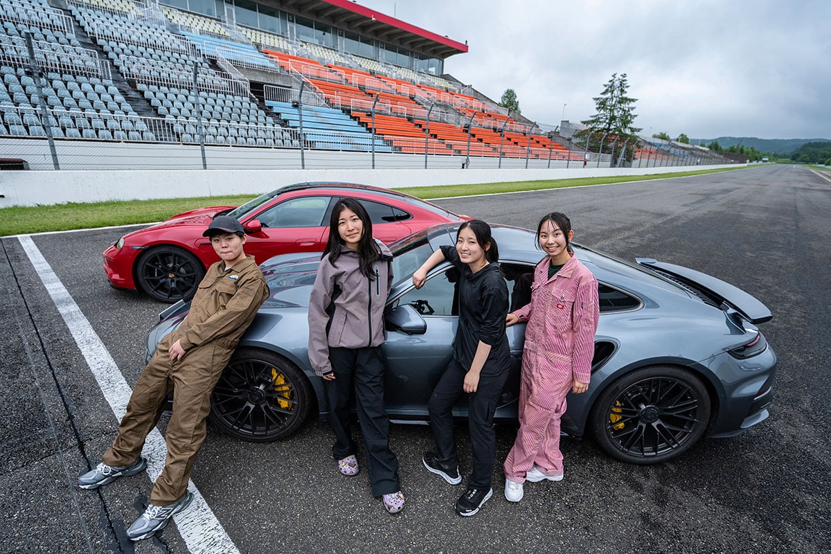 「LEARN with Porsche」の「ものづくり」プログラム。4日目は夕食の前に「十勝スピードウェイ」で最新のポルシェの性能を存分に体感