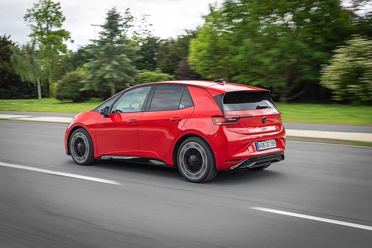 世界初公開されたVW新型「ID.3 GTI」